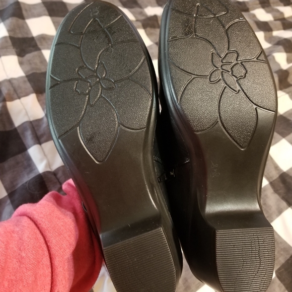 Easy Street Comfort Ware Shoes size 11W Euc - Picture 7 of 8